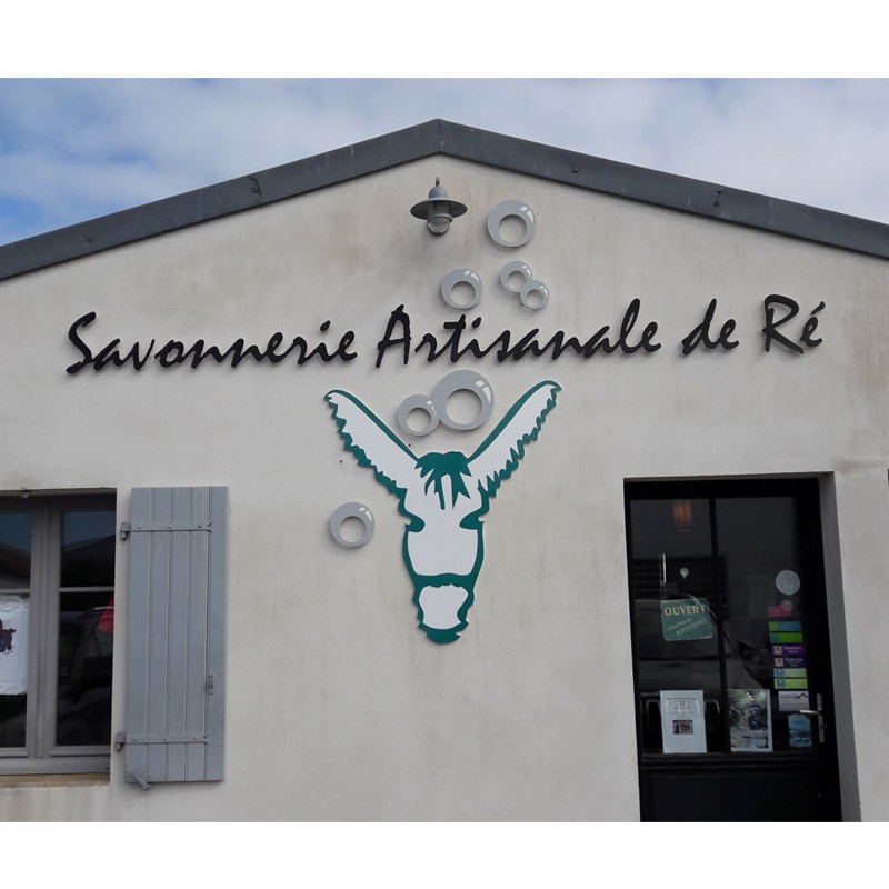 Savonnerie Artisanale de Ré Enseigne PVC épaisseur 10 mm teinté sur face avant et chants brut