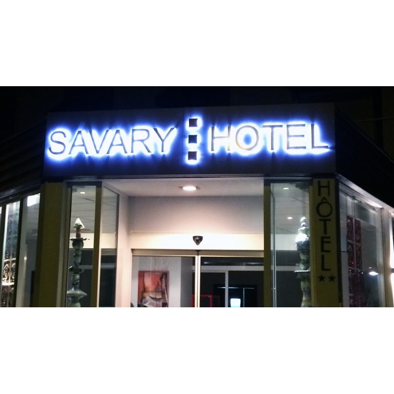 Savary Hotel en Pvc lumineux rétroéclairage  à Led devanture hôtel
