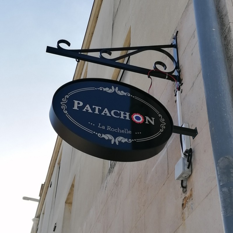 Enseigne Drapeau PVC Ovale Épaisseur 90 mm