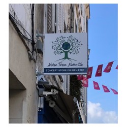 Enseigne drapeau en Dibond carré