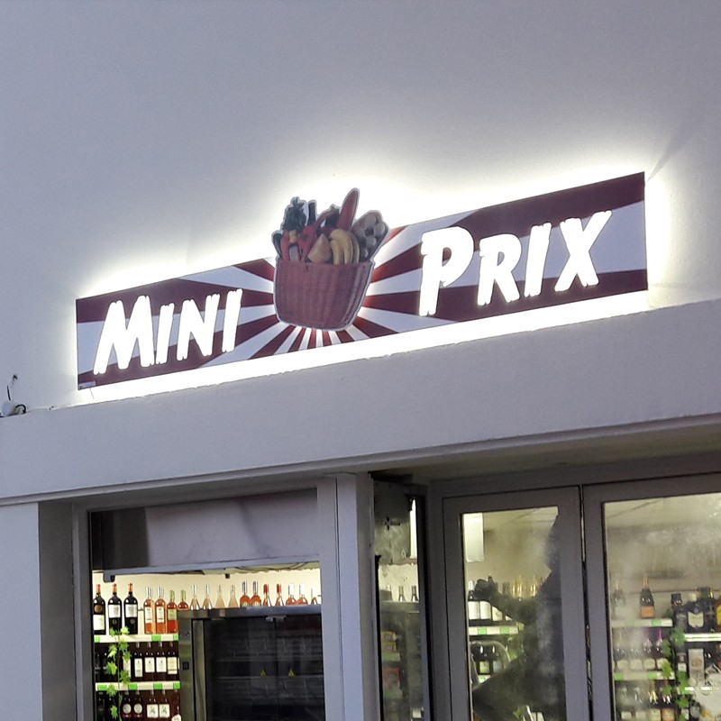 Mini prix enseigne logo découpé en Dibond rétroéclairage lumineux