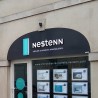 Enseigne Logo Nestenn plexiglas diffusant lumineux face avant Enseigne Logo Nestenn plexiglas diffusant lumineux face avant